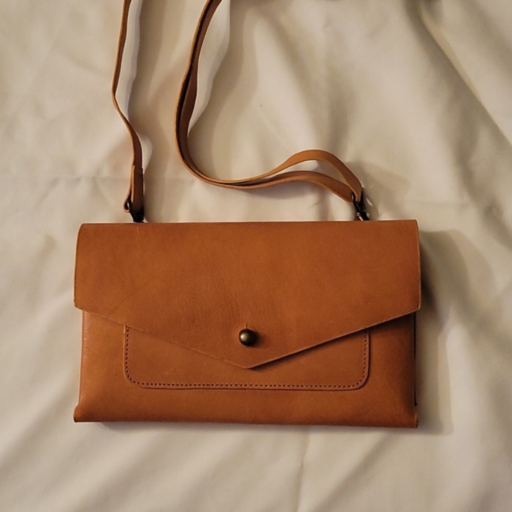Noonday Collection Rustic Leather Wallet
